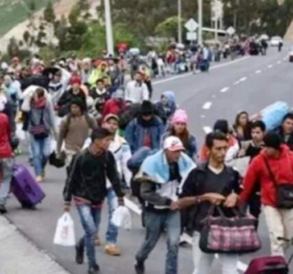 वेनेजुएला के लोग अमेरिका क्यों भाग रहे हैं Letest news update Delikhabar