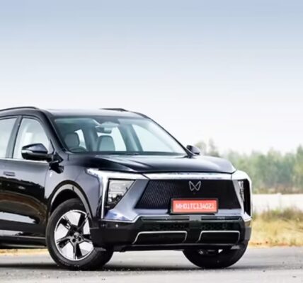 mahindra xuv700 pros and cons Hindi